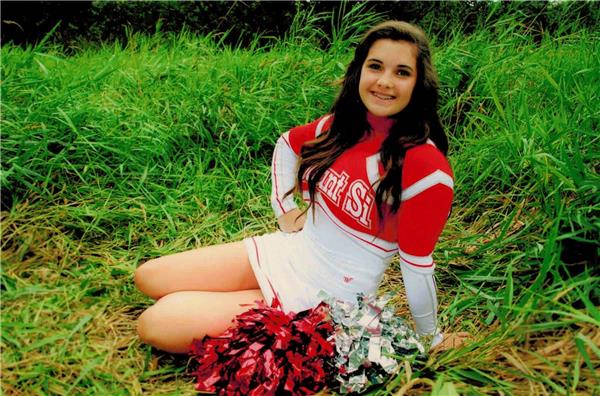 Avery Mt Si Cheerleader